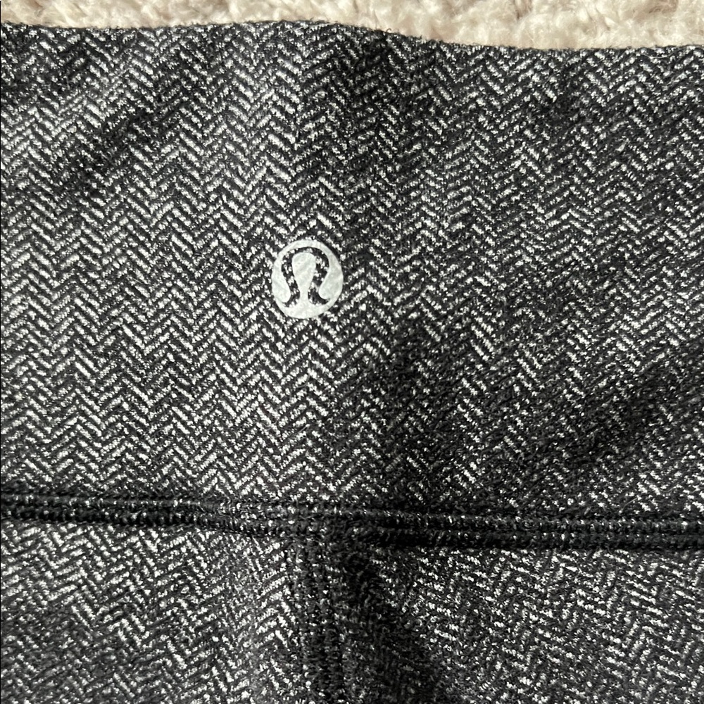 Lululemon Wunder Under Gray Herringbone Leggings 25" - Picture 4 of 4